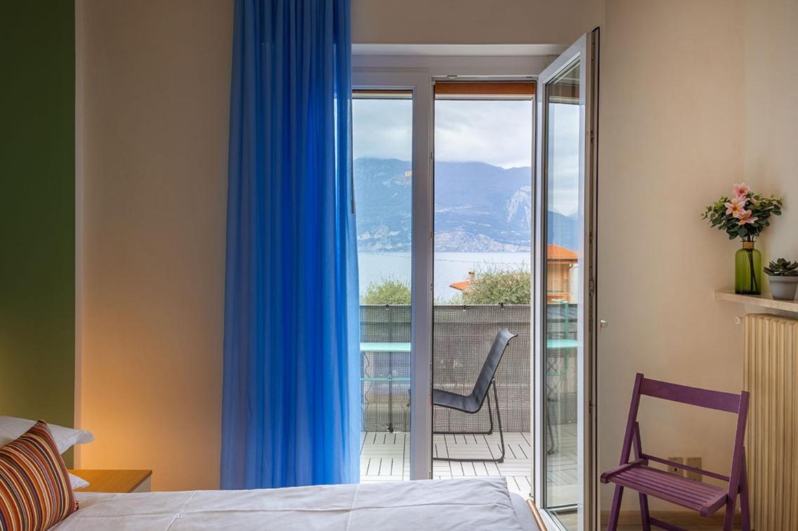 Lake View With Aircon - 5 Minutes From The Beach! Brenzone sul Garda Eksteriør billede