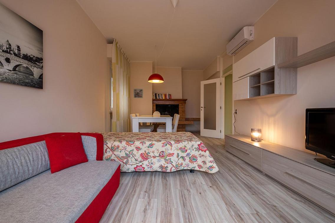 Lake View With Aircon - 5 Minutes From The Beach! Brenzone sul Garda Eksteriør billede